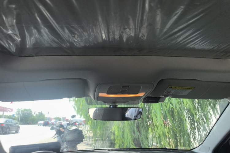 Used Roewe i5 2021 Revised Version 1.5L CVT Diamond Edition Headliner