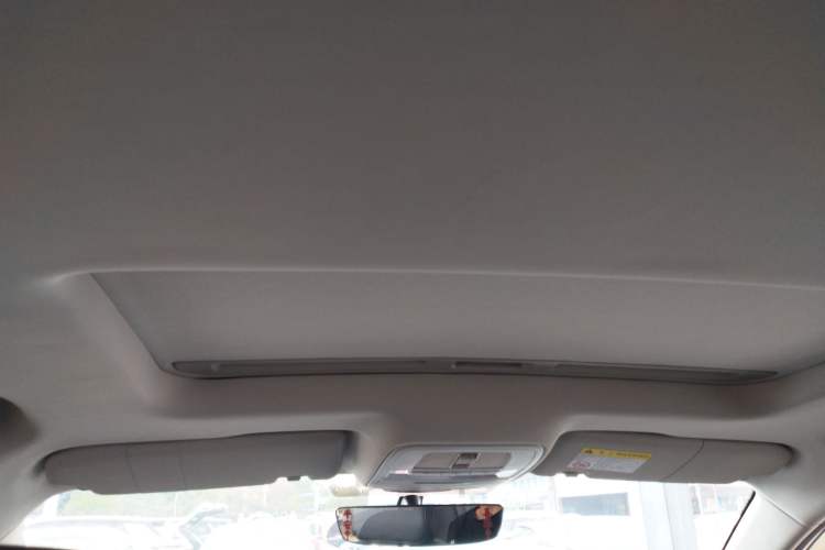 Used Roewe i5 2021 Revised Version 1.5L CVT Diamond Edition Headliner