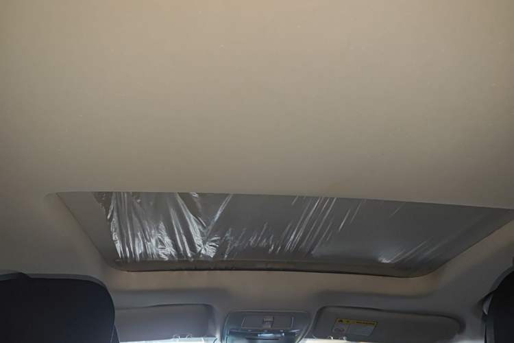 Used Roewe i5 2021 1.5L CVT Platinum Edition Headliner