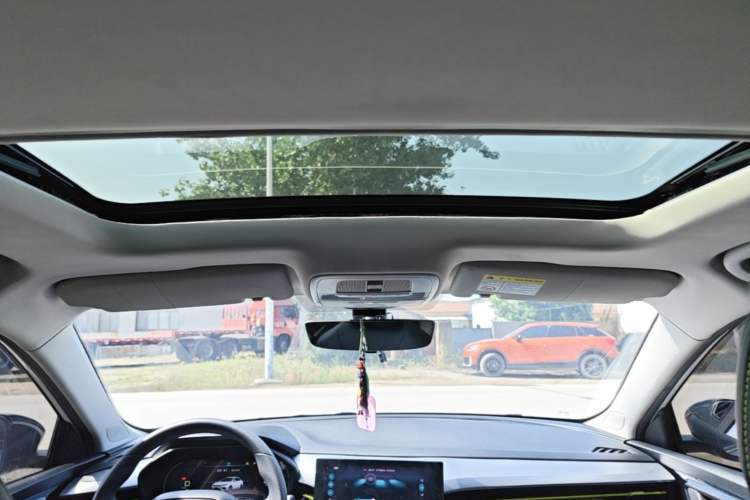 Used Roewe i5 2021 Revised Version 1.5L CVT Diamond Edition Headliner
