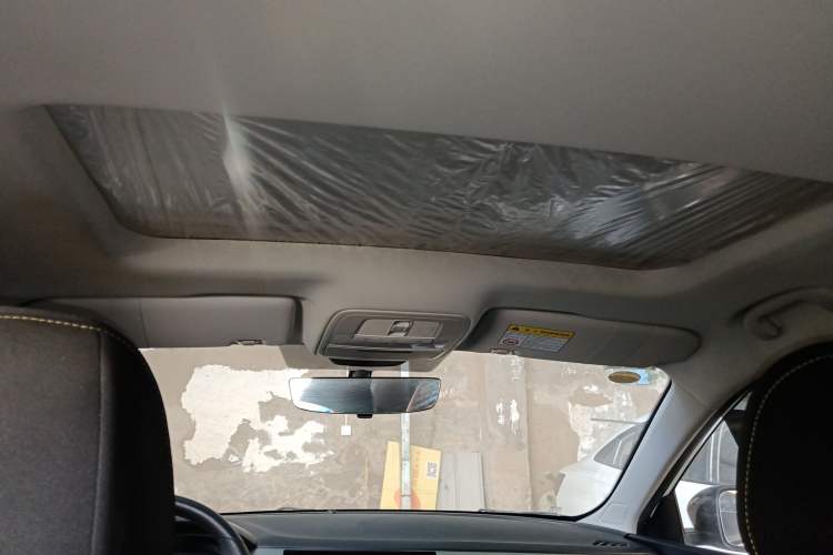 Used Roewe i5 2021 1.5L CVT Platinum Edition Headliner
