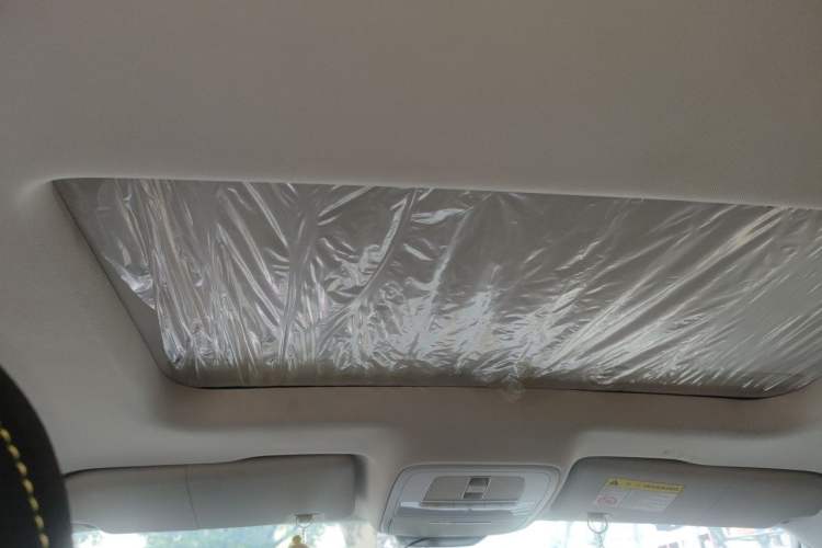 Used Roewe i5 2021 1.5L CVT Platinum Edition Headliner