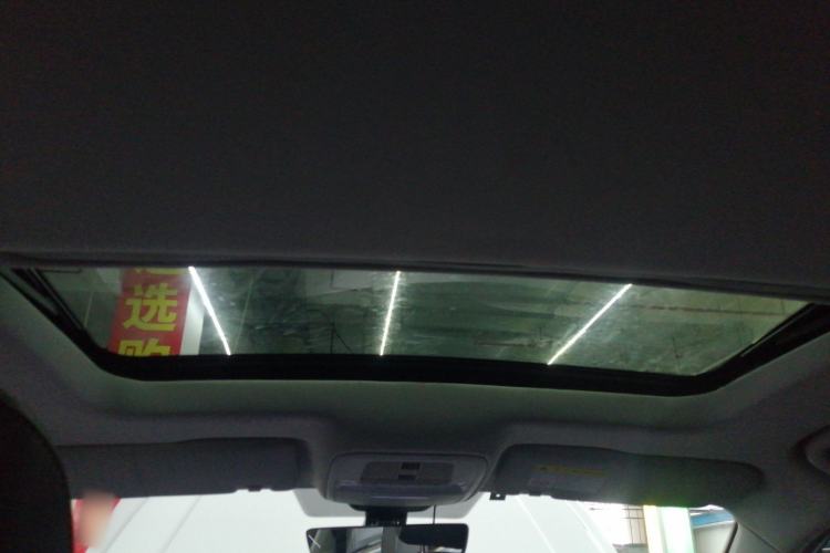 Used Roewe i5 2021 Revised Version 1.5L CVT Diamond Edition Headliner