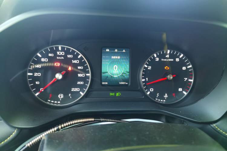 Used Roewe i5 2021 1.5L Manual Diamond Edition Instrument Cluster