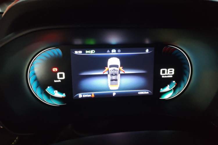 Used Roewe i5 2021 1.5L CVT Diamond Edition Instrument Cluster