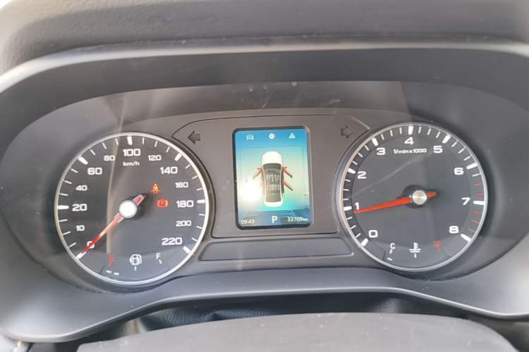 Used Roewe i5 2021 1.5L CVT Black Gold Edition Instrument Cluster