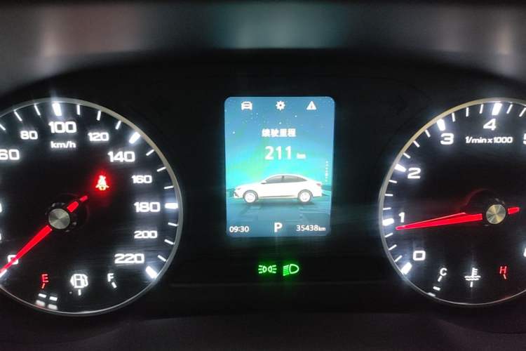 Used Roewe i5 2021 1.5L CVT Platinum Edition Instrument Cluster