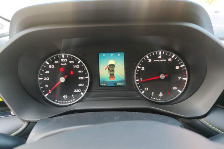 Used Roewe i5 2021 1.5L Manual Platinum Edition Instrument Cluster