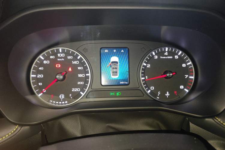 Used Roewe i5 2021 1.5L Manual Platinum Edition Instrument Cluster