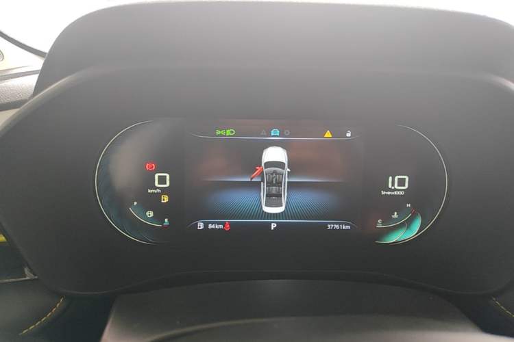 Used Roewe i5 2021 Revised Version 1.5L CVT Diamond Edition Instrument Cluster