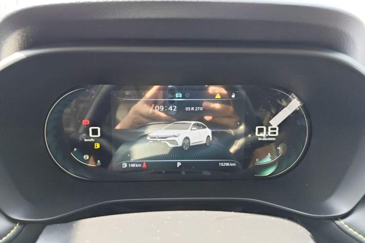 Used Roewe i5 2021 Revised Version 1.5L CVT Diamond Edition Instrument Cluster