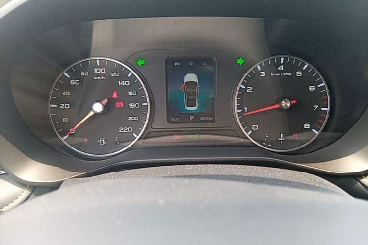 Used Roewe i5 2021 1.5L CVT Platinum Edition Instrument Cluster