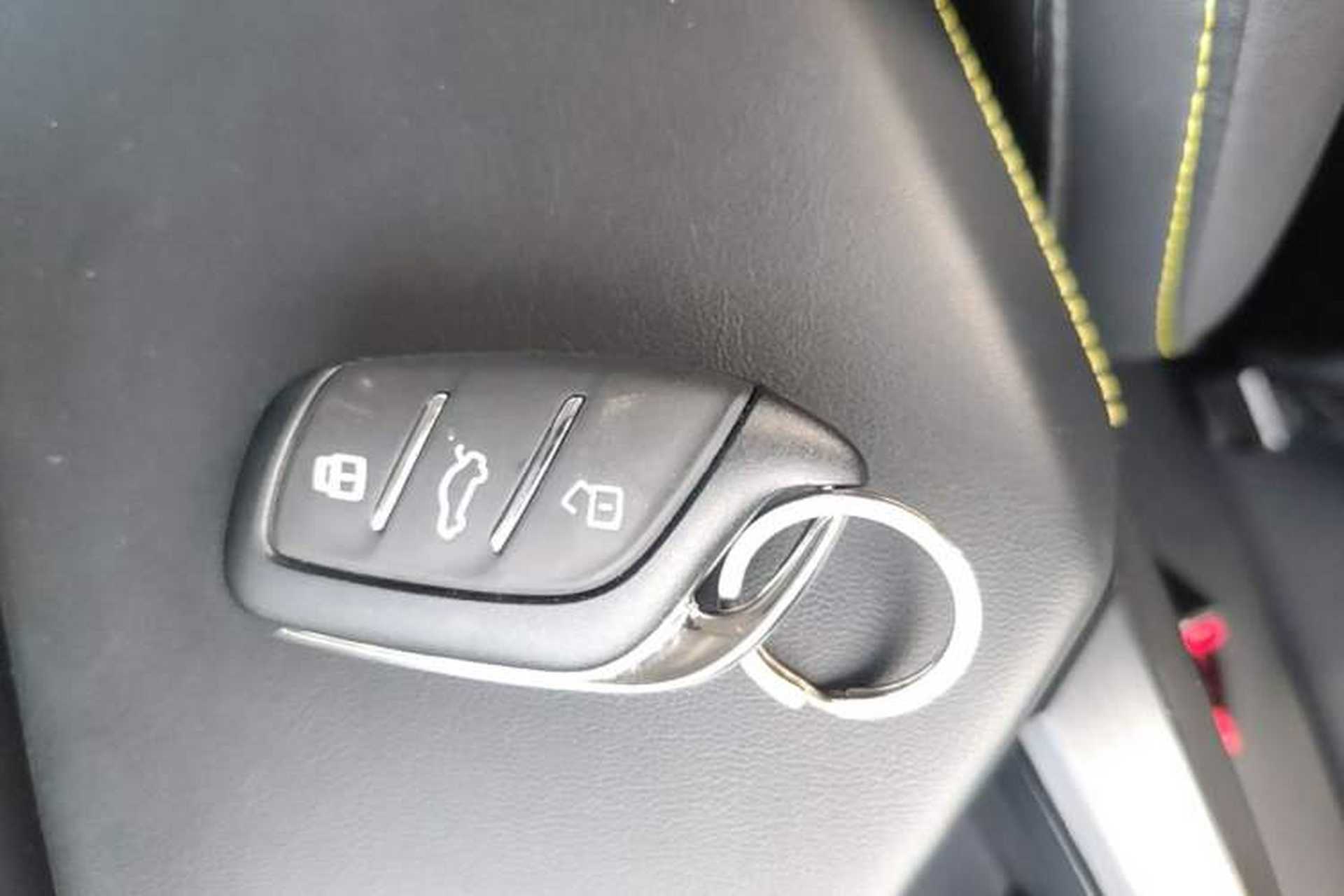 Used Roewe i5 2021 Revised Version 1.5L CVT Diamond Edition Interior 1