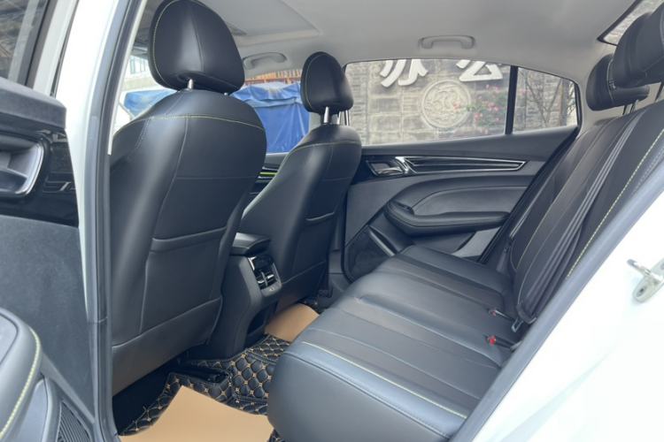 Used Roewe i5 2021 Revised Version 1.5L CVT Diamond Edition Interior 2