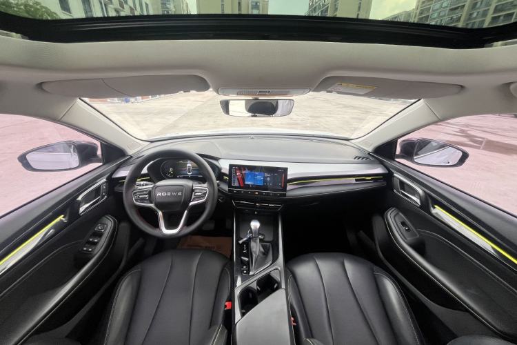 Used Roewe i5 2021 1.5L CVT Diamond Edition Interior 2