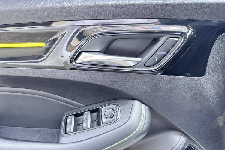 Used Roewe i5 2021 1.5L CVT Diamond Edition Interior 2