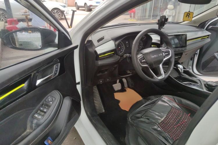 Used Roewe i5 2021 1.5L CVT Assurance Edition Interior 3