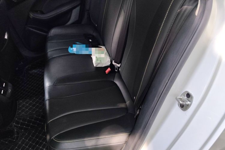 Used Roewe i5 2021 Revised Version 1.5L CVT Diamond Edition Interior 4