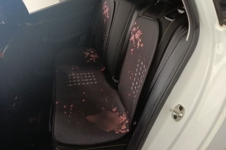 Used Roewe i5 2021 1.5L Manual Platinum Edition Interior 4
