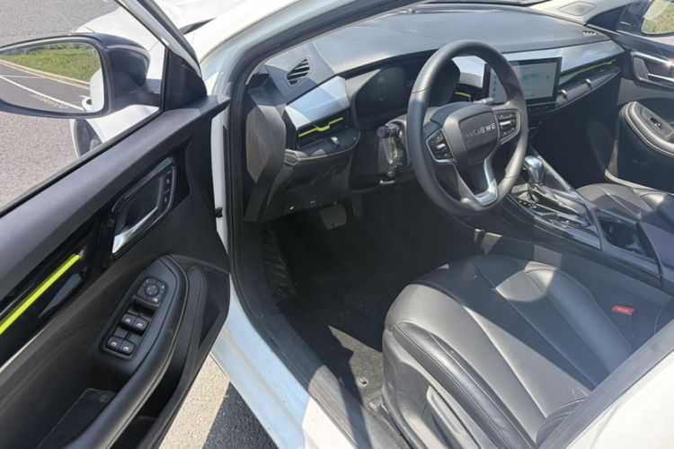 Used Roewe i5 2021 1.5L CVT Diamond Edition Interior 5