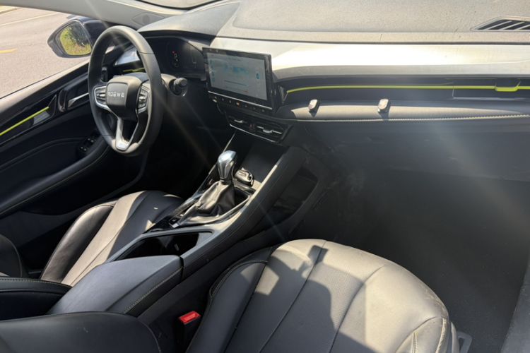 Used Roewe i5 2021 1.5L CVT Diamond Edition Interior 9