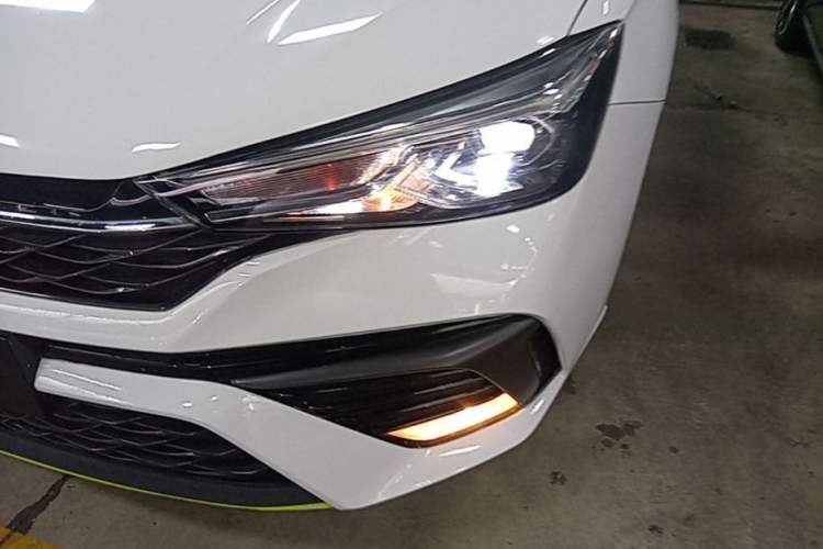 Used Roewe i5 2021 1.5L CVT Platinum Edition Left Front Headlight