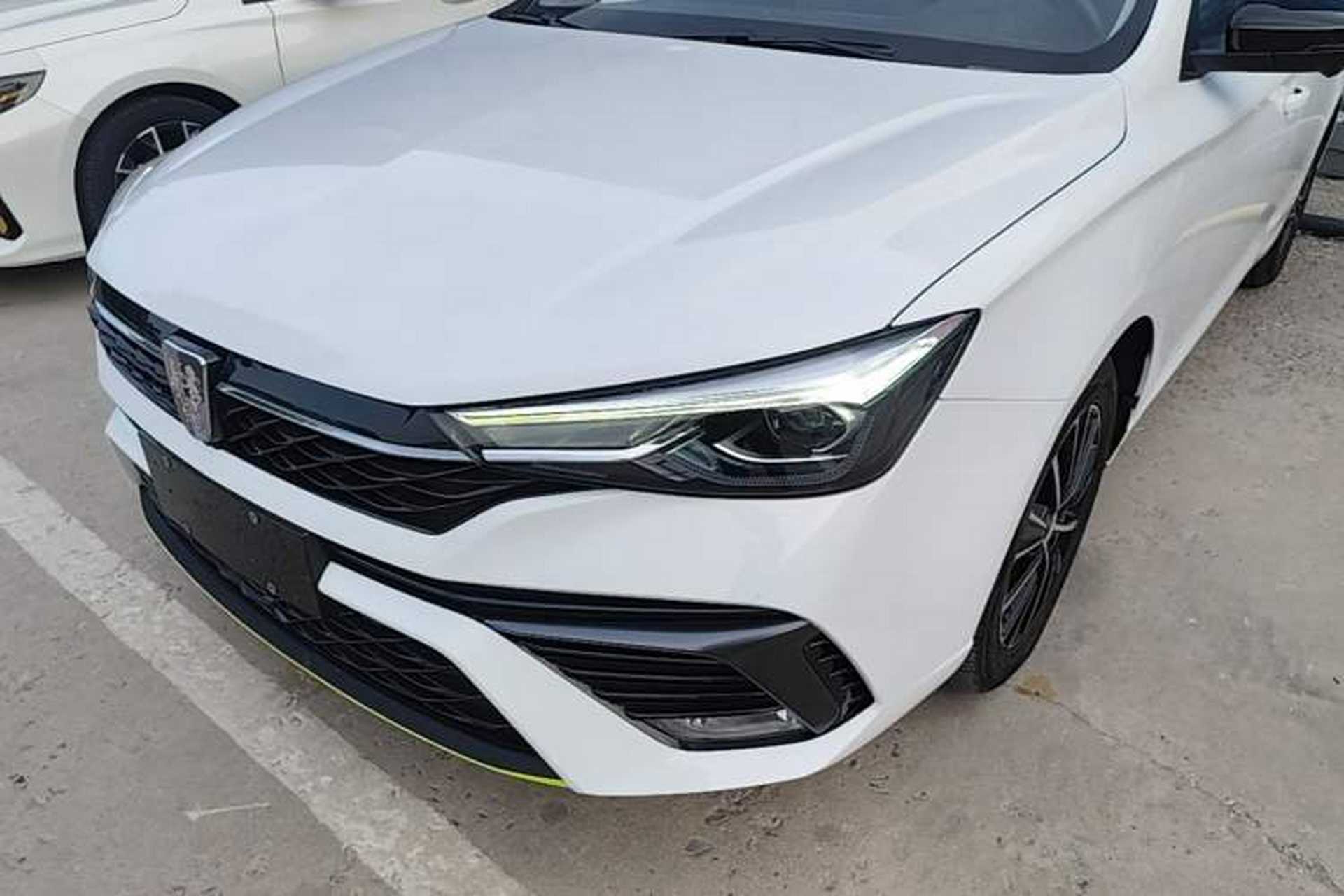 Used Roewe i5 2021 Revised Version 1.5L CVT Diamond Edition Left Front Headlight