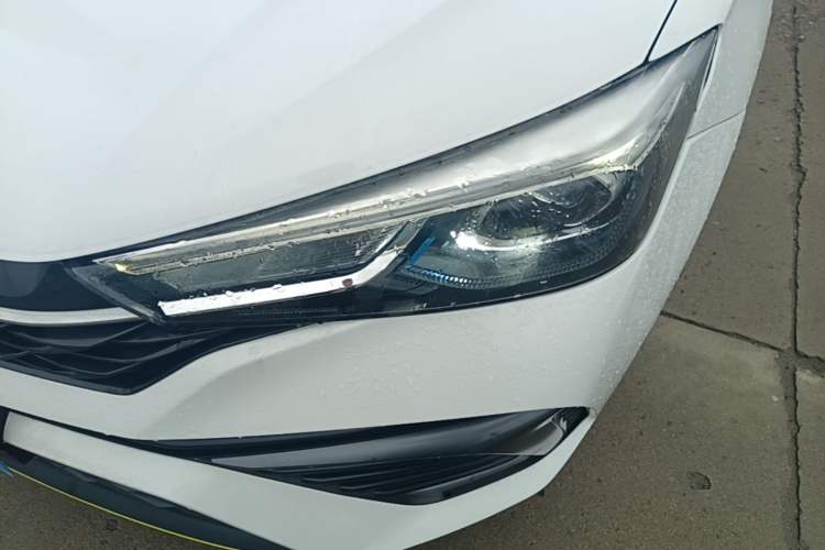 Used Roewe i5 2021 1.5L CVT Starry Edition Left Front Headlight