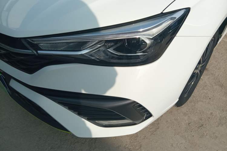 Used Roewe i5 2021 1.5L Manual Platinum Edition Left Front Headlight