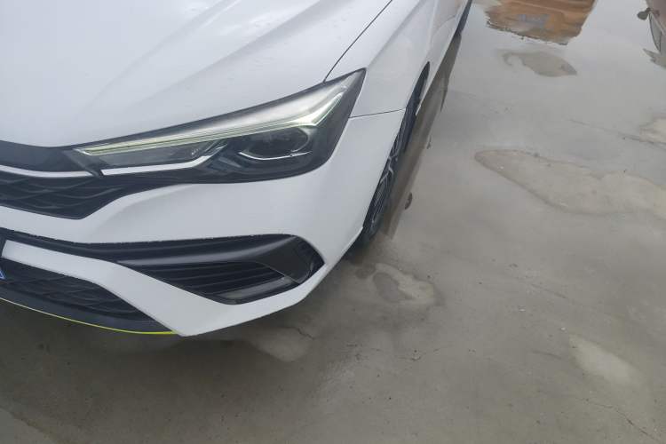 Used Roewe i5 2021 1.5L CVT Starry Edition Left Front Headlight