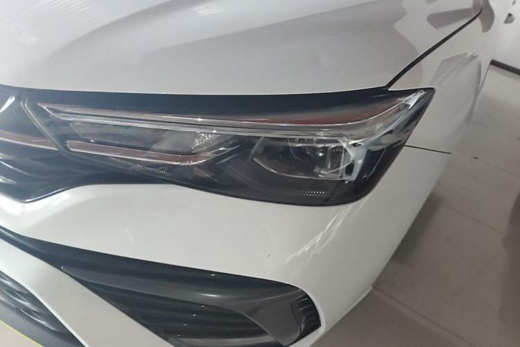 Used Roewe i5 2021 1.5L CVT Diamond Edition Left Front Headlight