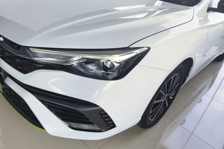 Used Roewe i5 2021 Revised Version 1.5L CVT Diamond Edition Left Front Headlight