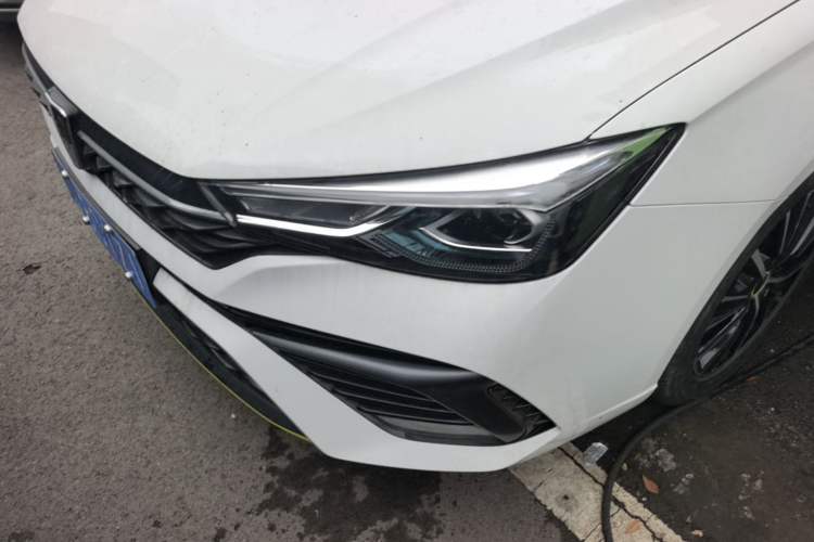 Used Roewe i5 2021 1.5L Manual Diamond Edition Left Front Headlight