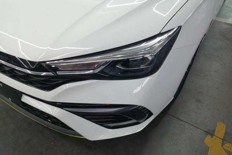 Used Roewe i5 2021 Revised Version 1.5L CVT Diamond Edition Left Front Headlight