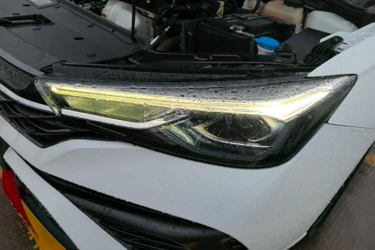 Used Roewe i5 2021 1.5L CVT Diamond Edition Left Front Headlight