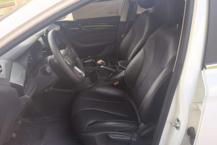 Used Roewe i5 2021 1.5L Manual Diamond Edition Left Front Seat
