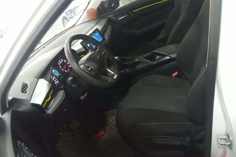 Used Roewe i5 2021 1.5L CVT Platinum Edition Left Front Seat