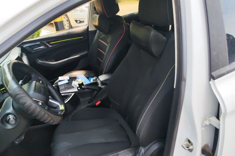 Used Roewe i5 2021 1.5L Manual Platinum Edition Left Front Seat