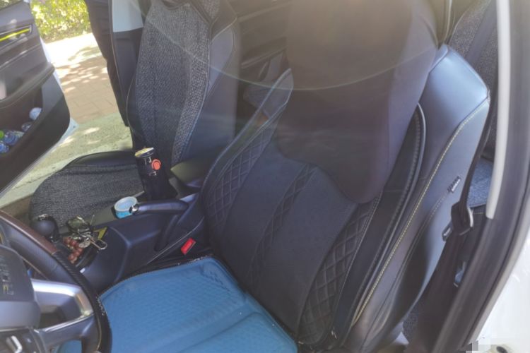 Used Roewe i5 2021 1.5L Manual Diamond Edition Left Front Seat