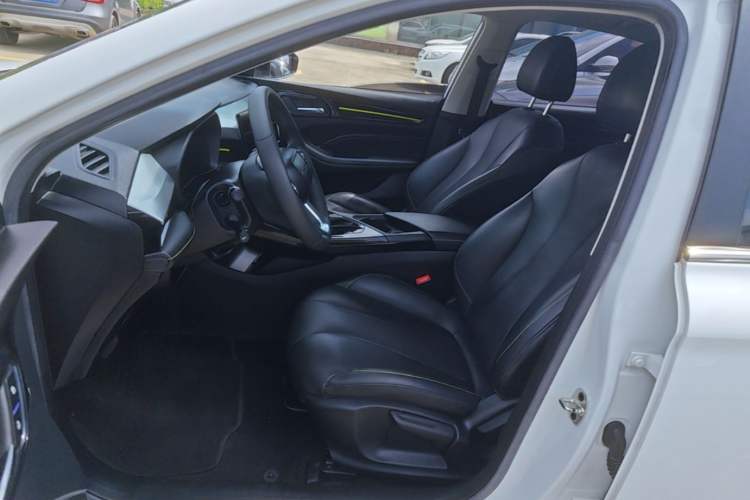 Used Roewe i5 2021 1.5L CVT Diamond Edition Left Front Seat