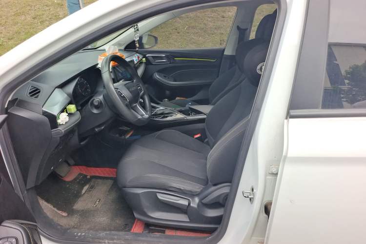 Used Roewe i5 2021 1.5L CVT Platinum Edition Left Front Seat