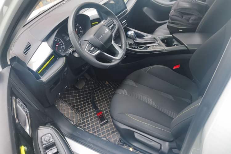 Used Roewe i5 2021 1.5L CVT Platinum Edition Left Front Seat