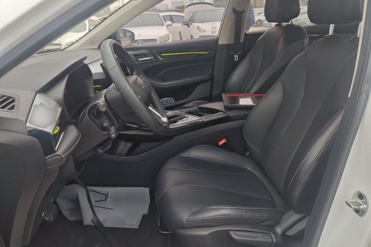 Used Roewe i5 2021 Revised Version 1.5L CVT Diamond Edition Left Front Seat