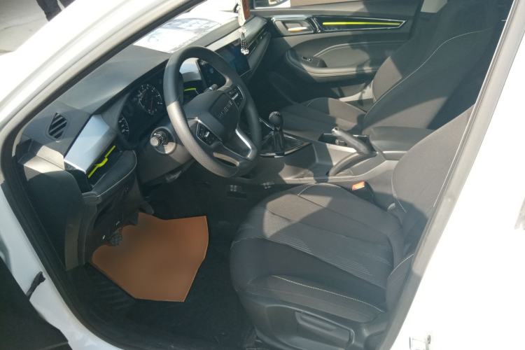 Used Roewe i5 2021 1.5L Manual Platinum Edition Left Front Seat