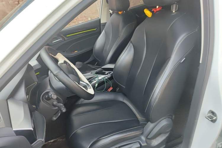 Used Roewe i5 2021 1.5L CVT Assurance Edition Left Front Seat
