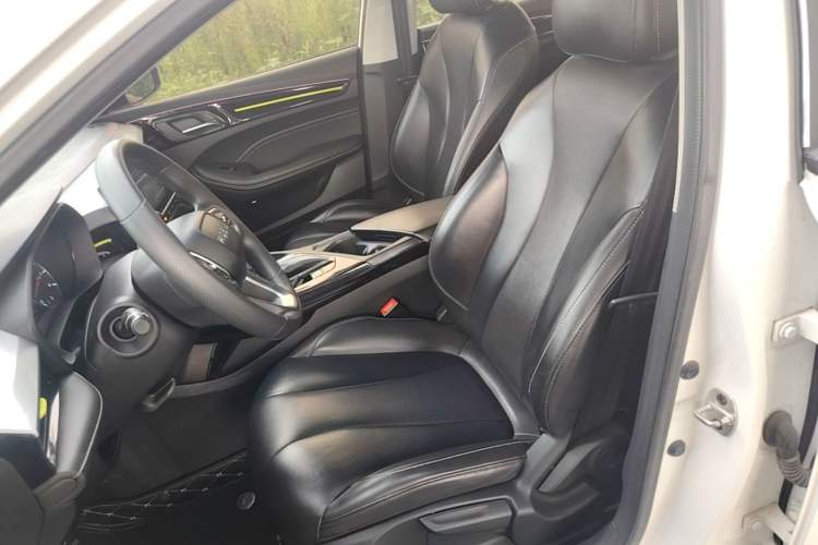 Used Roewe i5 2021 1.5L CVT Black Gold Edition Left Front Seat