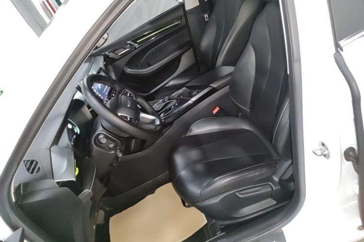 Used Roewe i5 2021 Revised Version 1.5L CVT Diamond Edition Left Front Seat