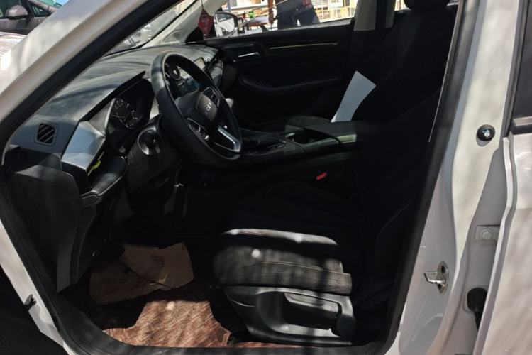 Used Roewe i5 2021 1.5L CVT Platinum Edition Left Front Seat