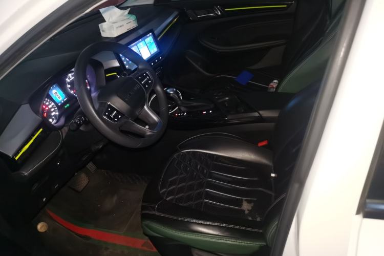 Used Roewe i5 2021 1.5L CVT Black Gold Edition Left Front Seat