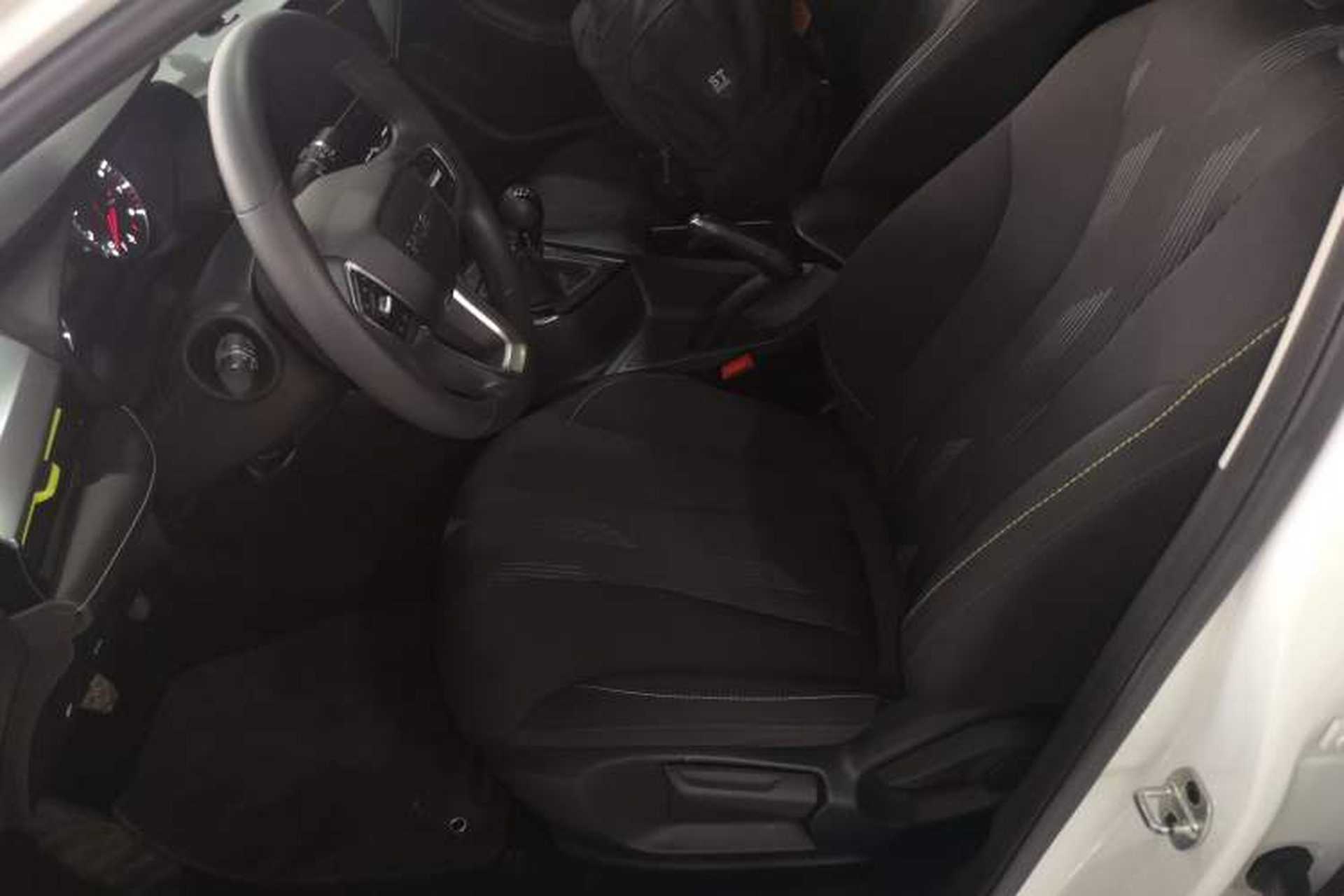 Used Roewe i5 2021 1.5L Manual Platinum Edition Left Front Seat